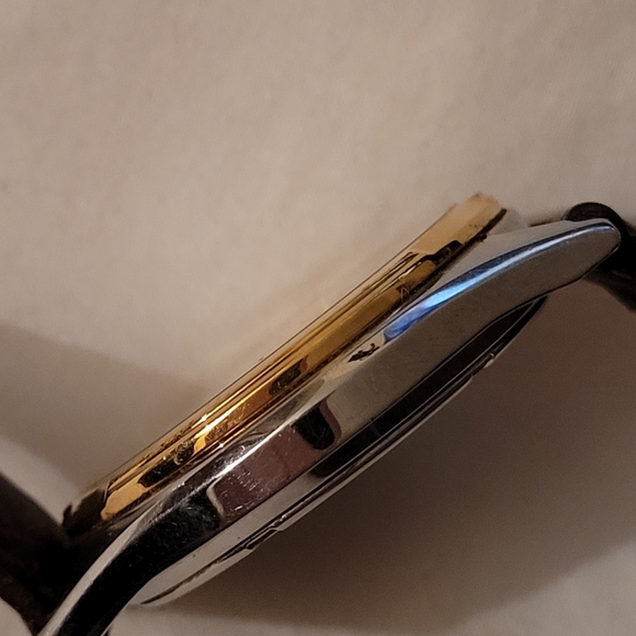 Seiko two tone watch - Picture 6 of 11